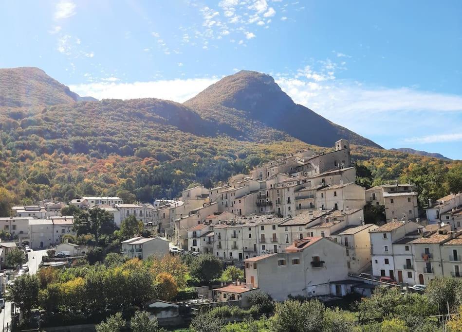 Casa Con Vista Lago, Civitella Alfedena Exteriör bild